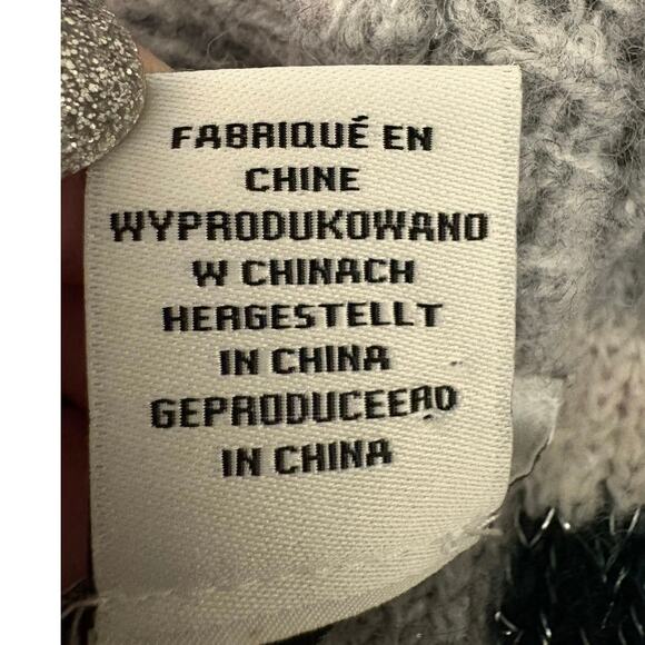 Cupcakes and Cashmere Holiday Pullover Sweater  XL Christmas Bulb Design Soft - Picture 8 of 9